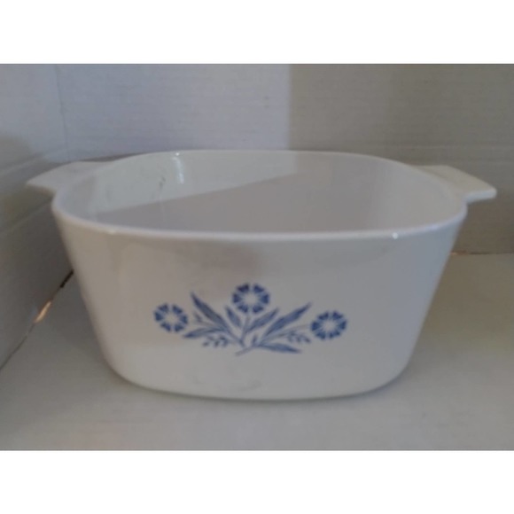 3 Quart Corning Ware Blue Cornflower Casserole A-3-B
